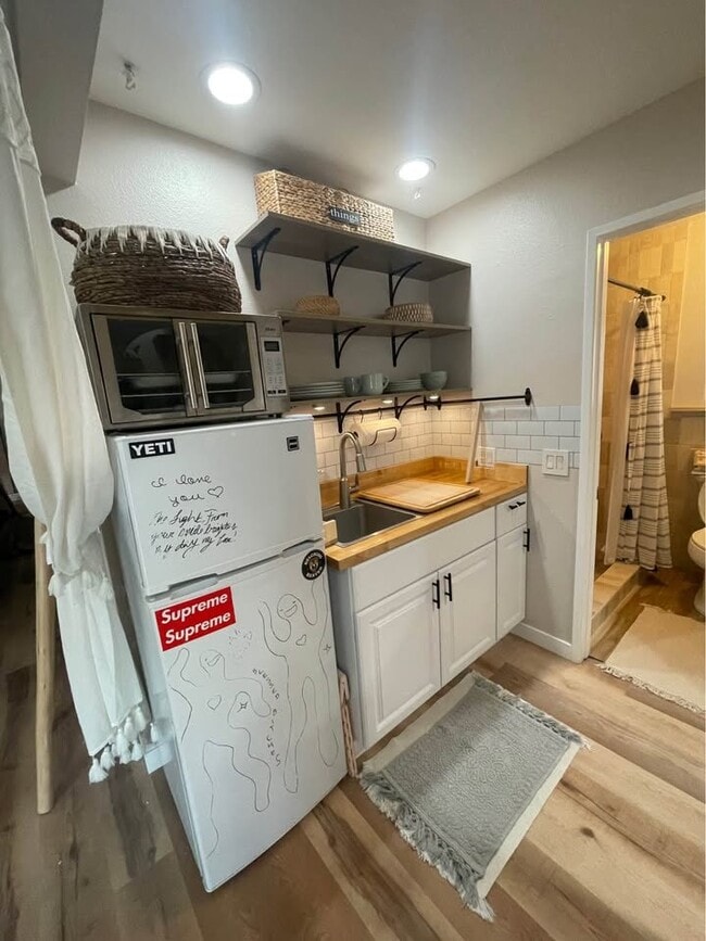 Photo - 942 Ruby Dr Unit C