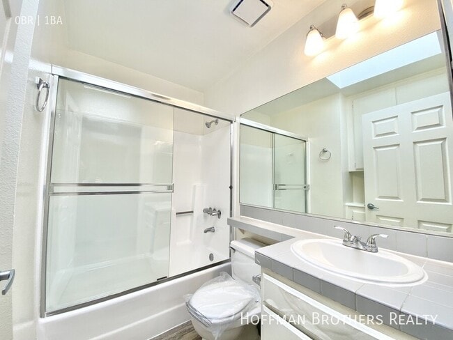 Photo - 3500 Mentone Ave Unit 201