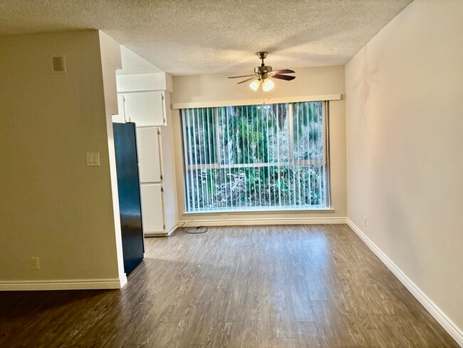 Photo - 1595 E Chevy Chase Dr Unit 24