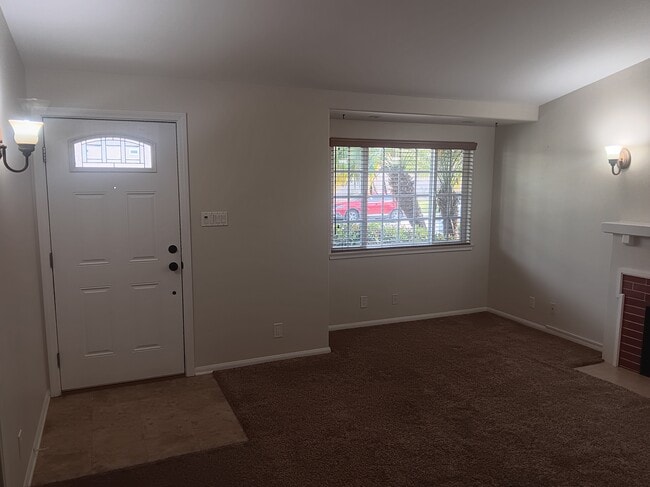 Photo - 7341 Newlin Ave