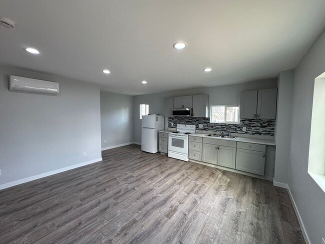 Photo - Modern & Newly Renovated 2-Bed, 1-Bath Unit in National City!