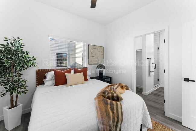 Photo - 8353 Ivory Coast Dr Unit 5