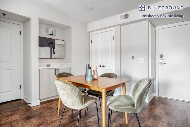 Photo - 7660 Beverly Blvd Unit FL1-ID1100