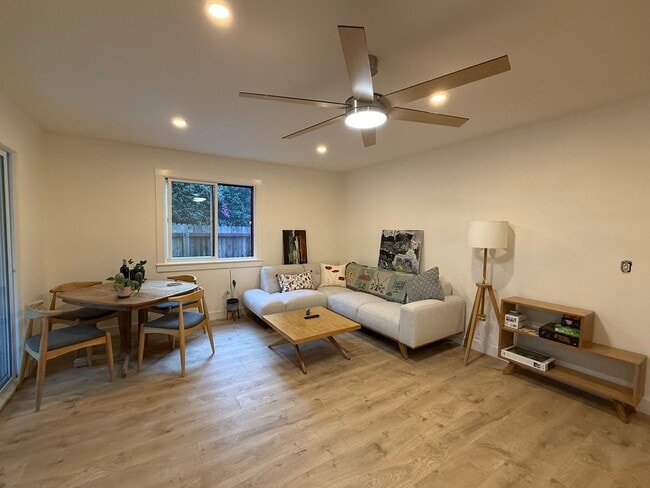 shared living room - 521 W Montecito St Unit 1