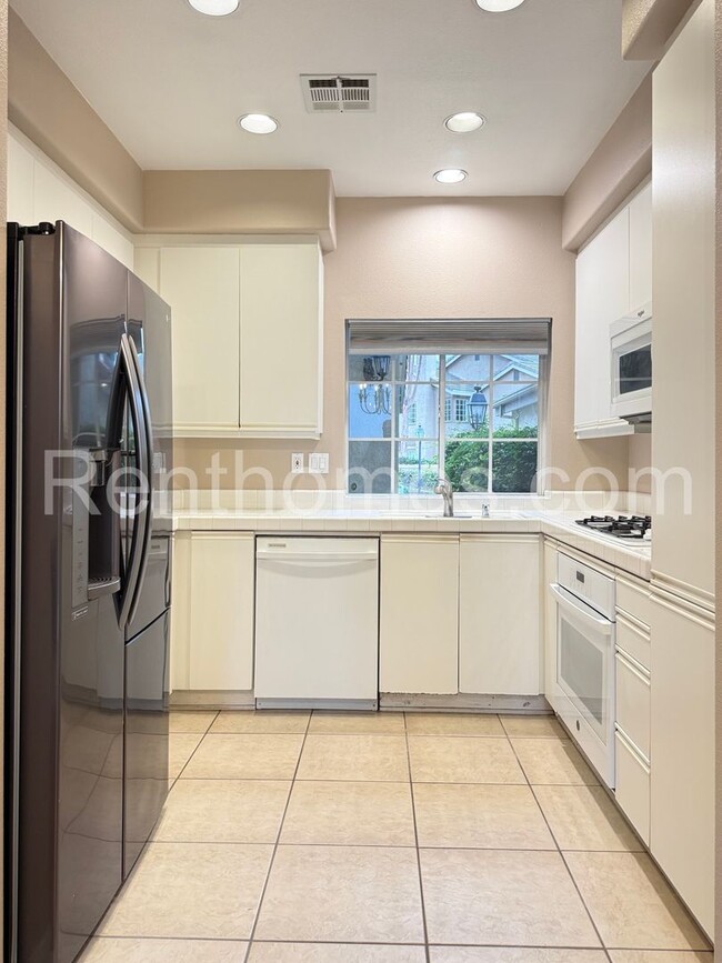 Photo - 11553 Westview Pkwy
