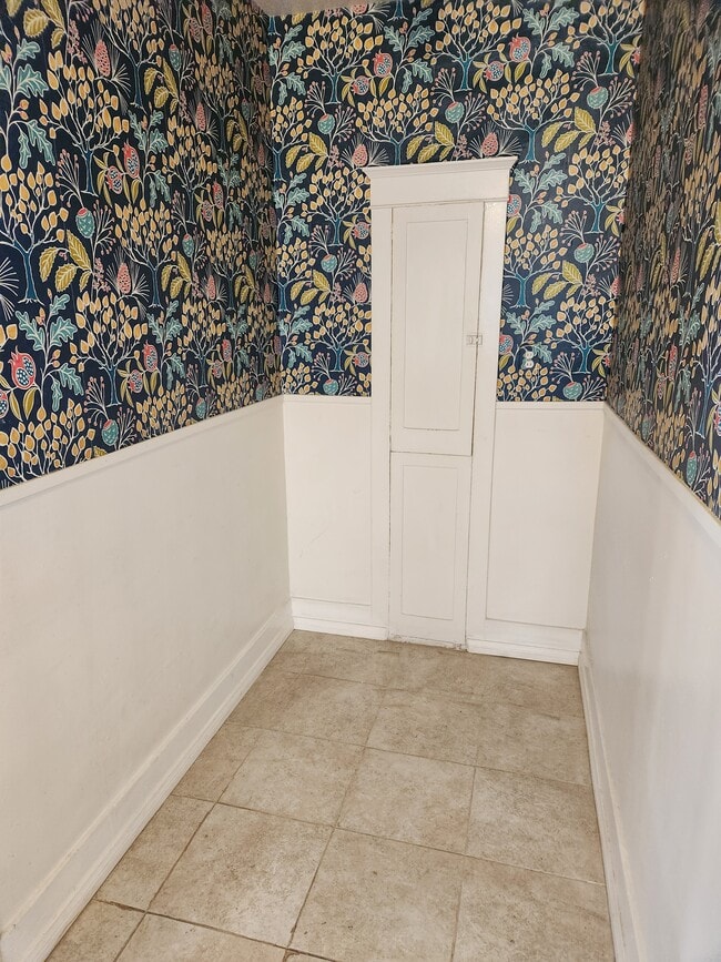 Kitchen Nook - 304 N Colorado Pl Unit 304