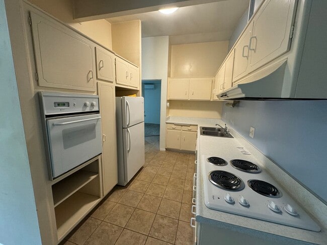 Photo - Spacious 1 bedroom 1 bath in el cajon Unit J