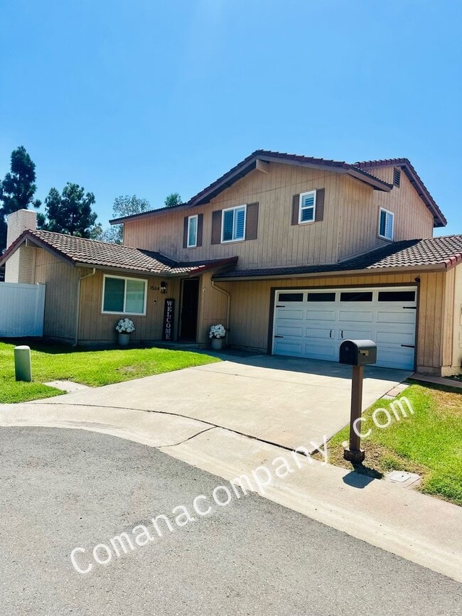Building Photo - Beautiful 4-Bedroom Home with Private Saltwater Pool in Chula Vista