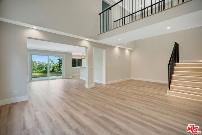 Photo - 4016 Cam Plano