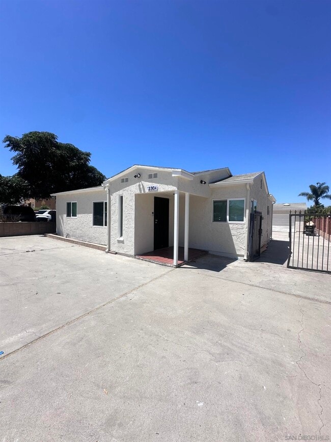 Photo - 230 55th St House