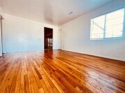 Photo - 357 Garfield Ave