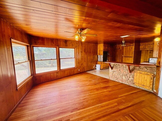 Photo - 35014 82nd St E