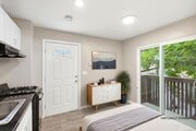 Photo - 554 Ritchey St