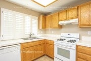 Photo - 1420 Sunswept Dr House