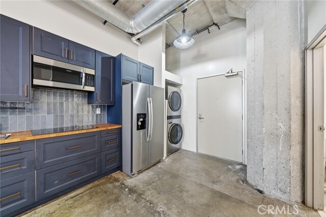 Building Photo - 825 East 4th St Unit 101