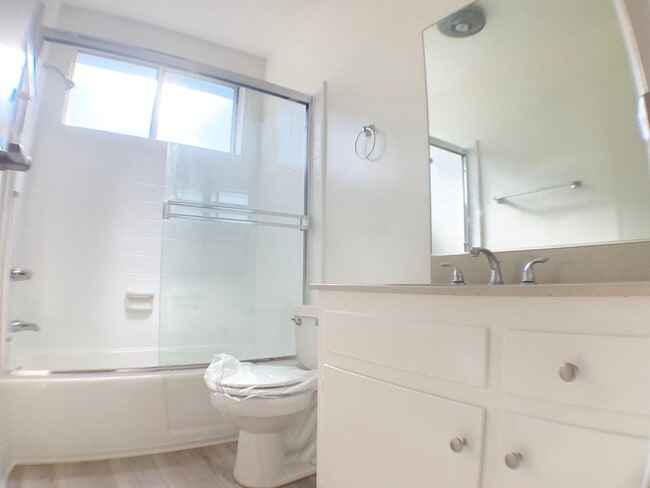 Photo - 1415 Bundy Dr Unit 1A