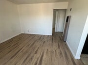 Photo - 25350 Oak St