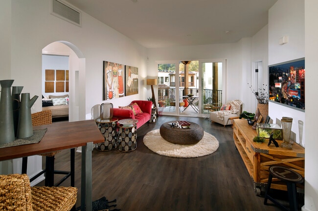 Photo - The HW by CLG