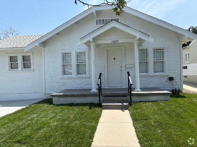 Building Photo - 11069 Evans St Unit 1A Rental