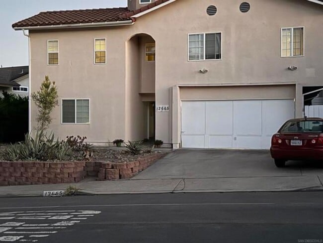 Rancho Penasquitos 6 Bedroom Home For Lease - Rancho Penasquitos 6 Bedroom Home For Lease