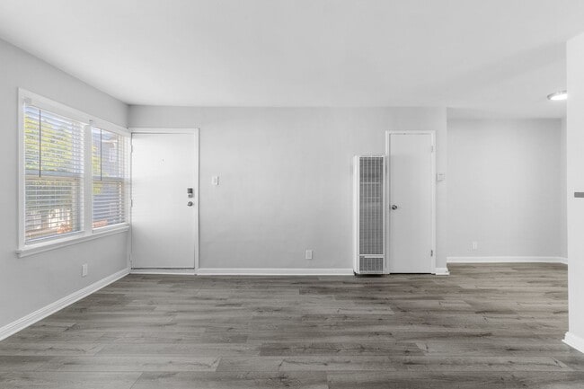 Photo - 935 N Washington Pl Unit 937-02