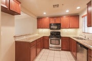1BR,1BA - 1,009SF - Kitchen - The Montgomery