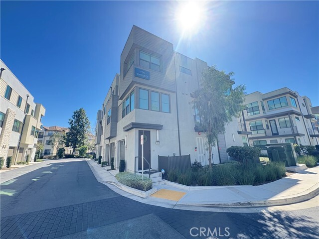 Photo - 11051 Momentum Dr