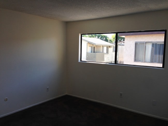 Master Bedroom - 2720 E South St Unit 4