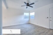 Photo - Adorable 1 Bed / 1 Bath Remodeled Home in ...