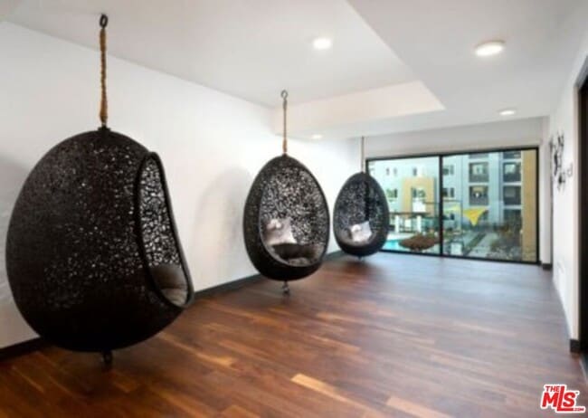 Photo - 1910 Union St Unit 1047