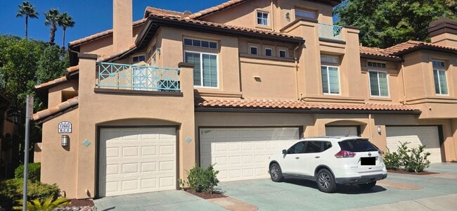 Building Photo - 12682 Springbrook Dr