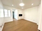 Photo - 624 Apartment Unit A