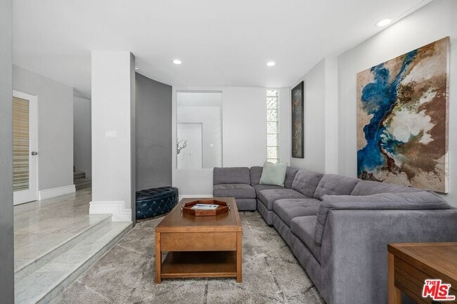 Photo - 11834 Pacific Coast Hwy