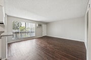 1BR, 1BA - 850SF - Living Room - Velvet Green Apartments