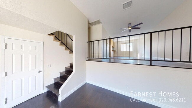 Photo - 14401 Plummer St