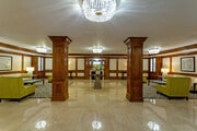 Lounge - 10401 Wilshire - PENTHOUSES AVAILABLE