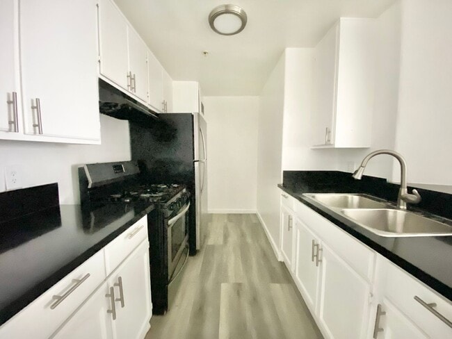 Photo - Rampart Village Villas