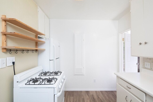 Photo - 5075-81 Bayard St Unit 5079