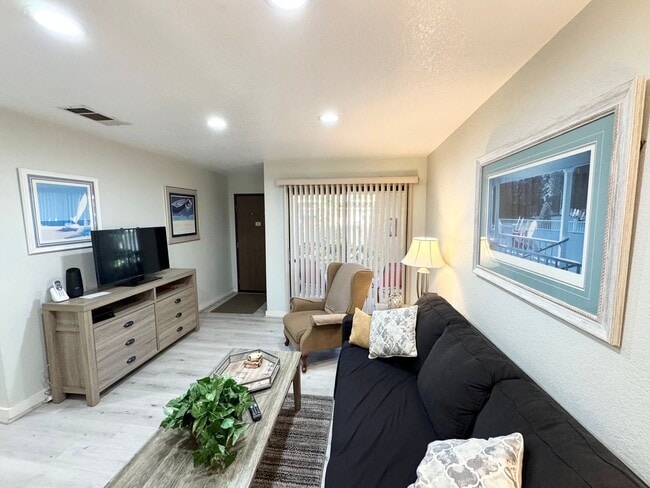 Photo - Long Term - Beautifully Updated 1 Bedroom Condo in Palm Springs Villas II Unit 104