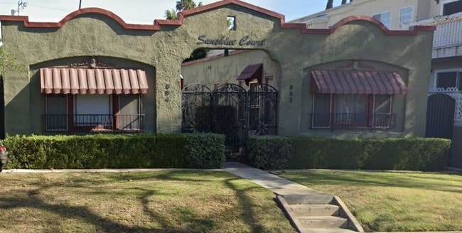 Building Photo - 854 N Martel Ave Unit H