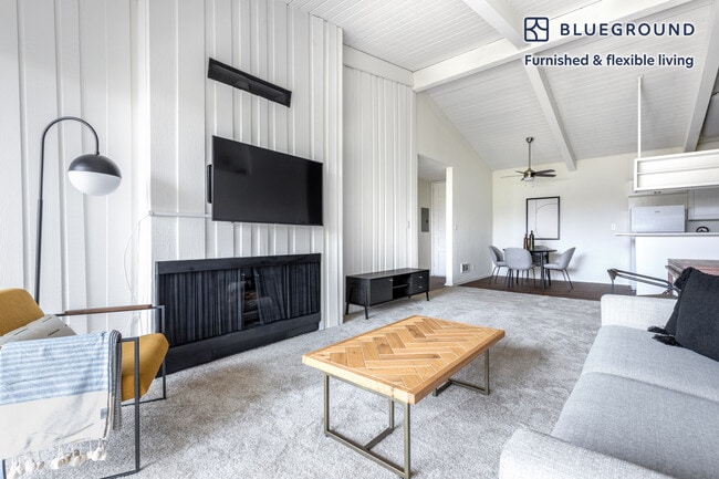 Photo - 6140 Canterbury Dr Unit FL3-ID331