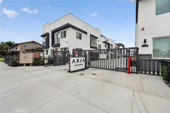 Building Photo - 1139 Turnbull Canyon Rd Unit E