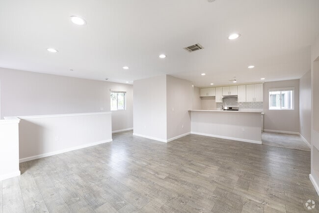 Building Photo - 7359 Kester Ave