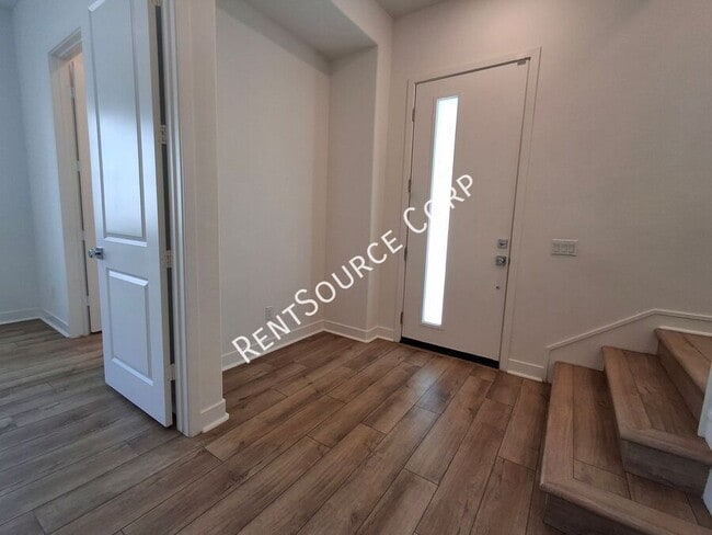 Photo - 26943 Pathfinder Ln