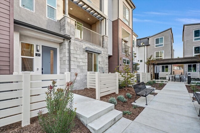 Photo - 10002 Central Ave