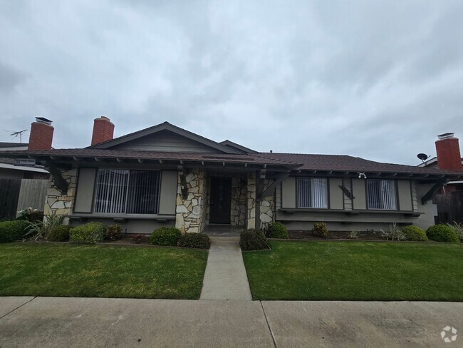Building Photo - DELTON16572 Unit 1 Rental