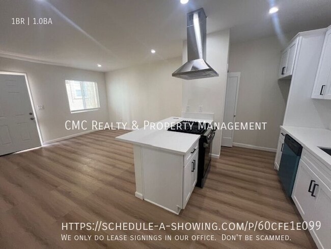 Photo - 4837 Clark Ave Unit 4837 Clark Ave B B