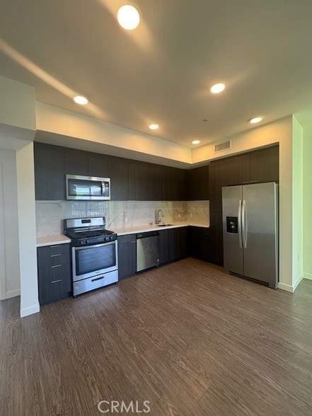 Photo - 5750 Hollywood Blvd Condo Unit 739