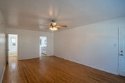 Photo - 6308 Vineland Ave Unit 03