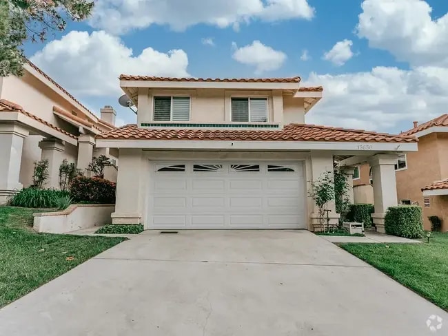 Building Photo - 15656 Carrousel Dr Rental
